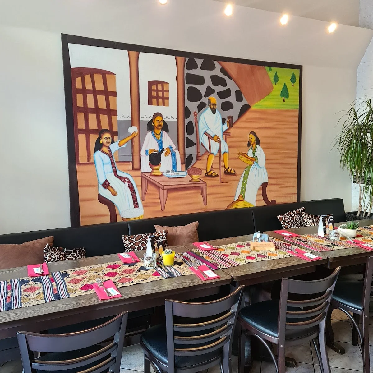 Yatana eritreisch-ätiopisches Restaurant – Atmosphäre in Düsseldorf, Nordrhein-Westfalen