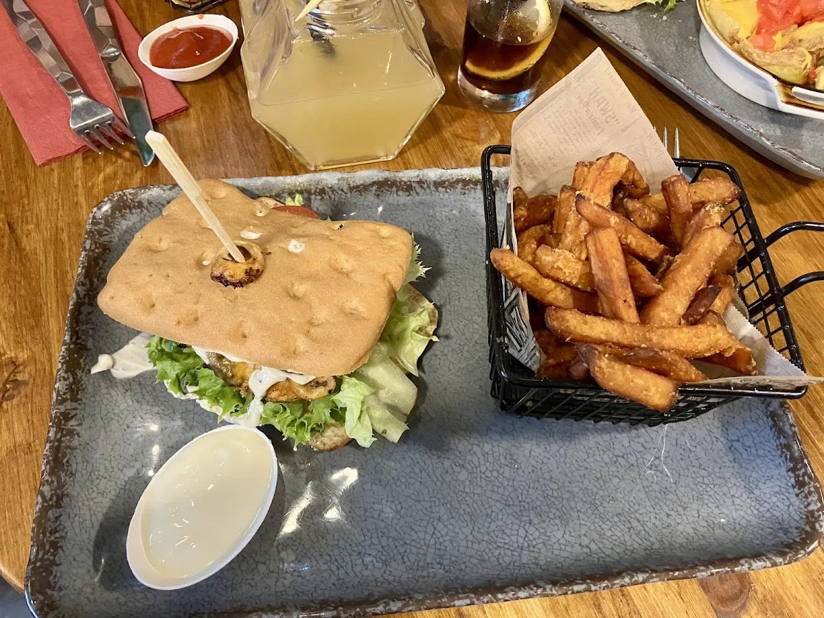 Grill and Green – Pommes frites in Hamburg