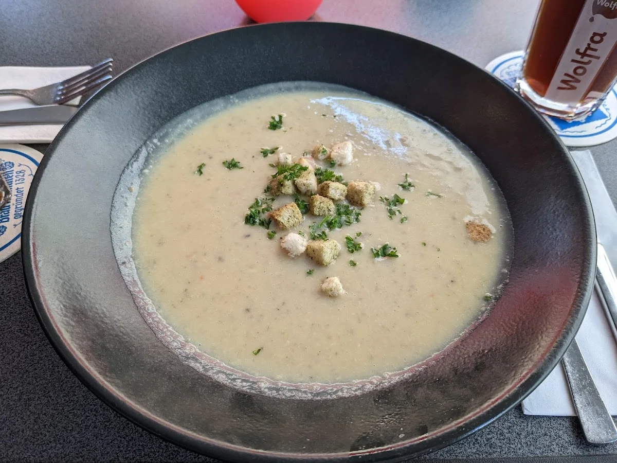 Steinheil 16 – Clam Chowder in München, Bayern