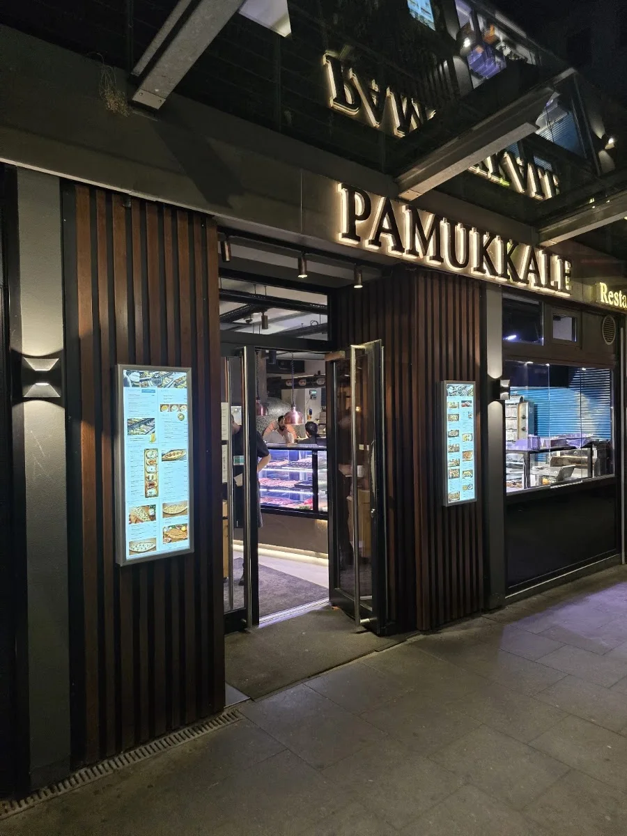 Pamukkale Köz Schanze – Döner-Restaurant in Hamburg