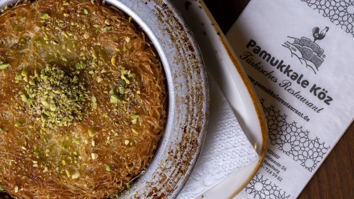 Pamukkale Köz Schanze – Kunafa in Hamburg