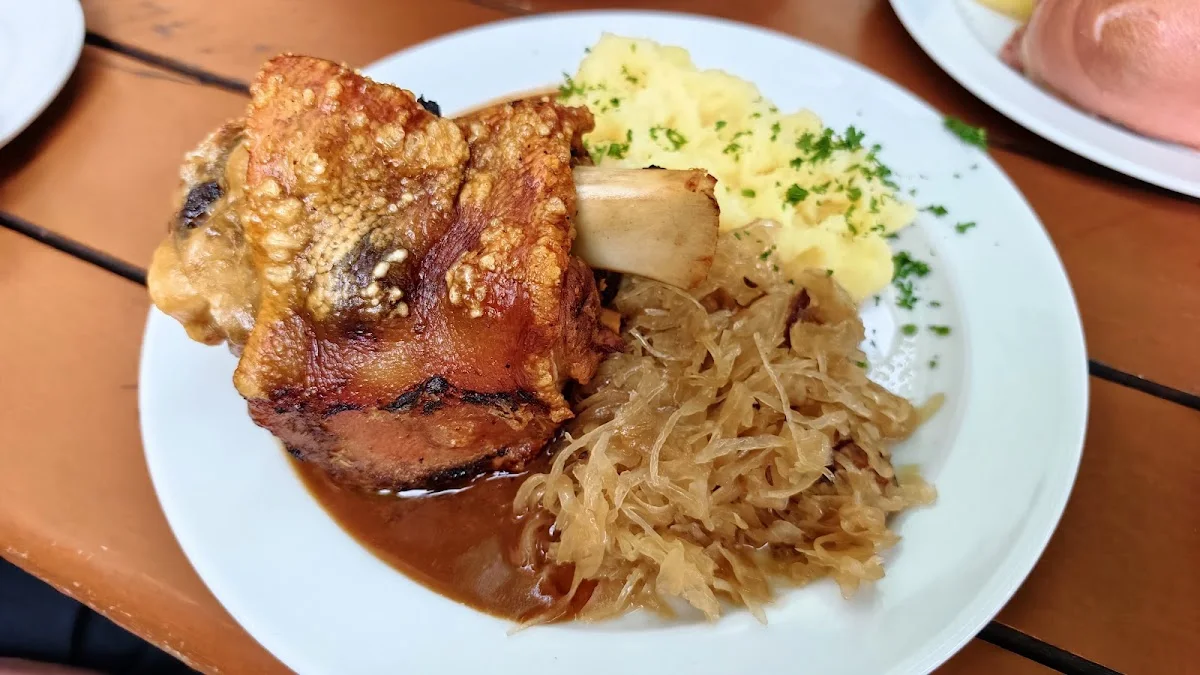 Brauhaus GEORGBRAEU – Sauerkraut in Berlin