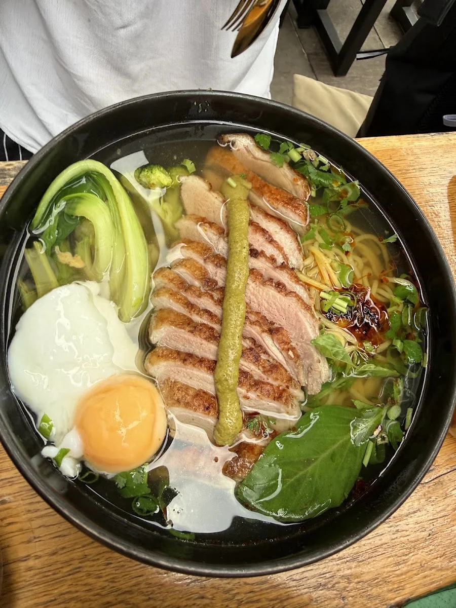 NOUMI Mitte – Asiatisches Restaurant in Berlin