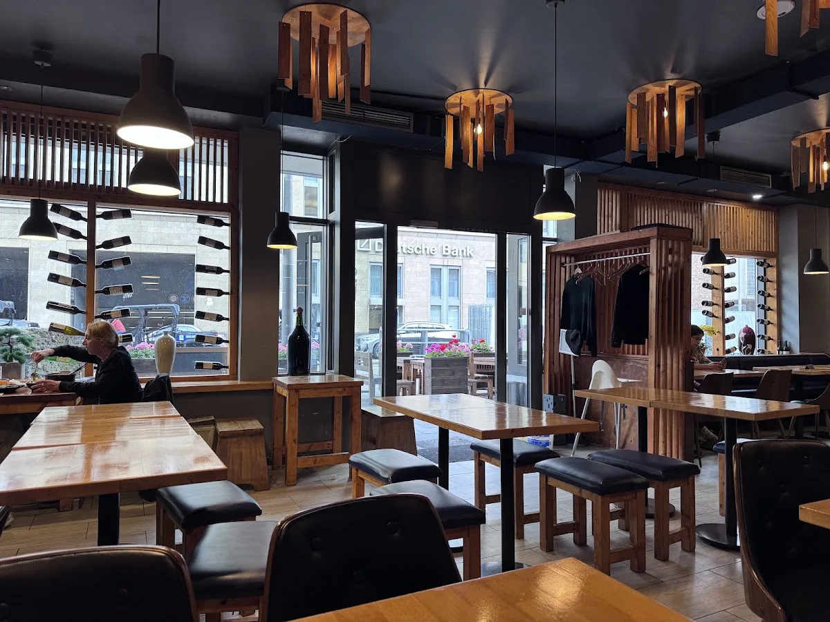 Kuchi Mami – Atmosphäre in Köln, Nordrhein-Westfalen