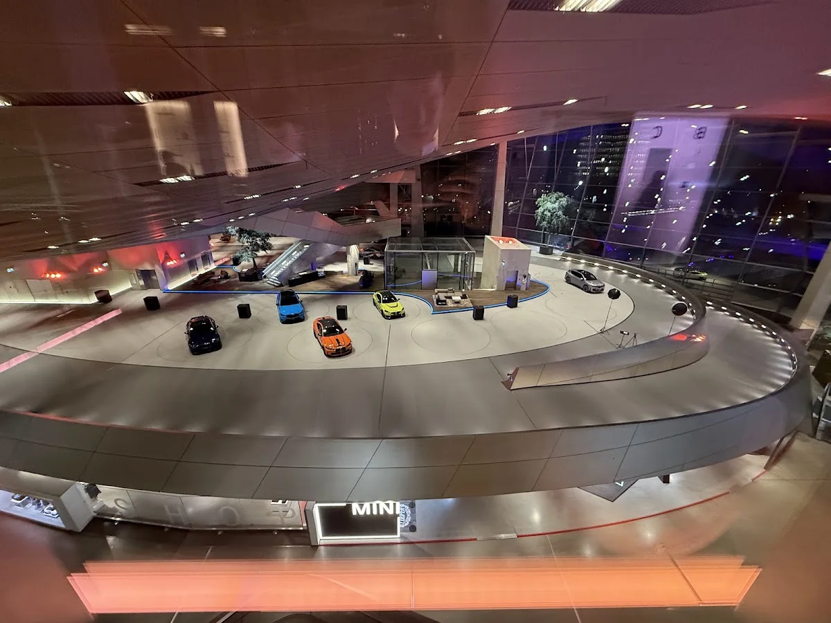 THE CLOUD by Käfer – BMW Welt in München, Bayern