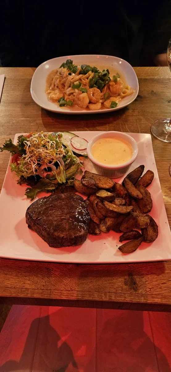 Restaurant Rheinau – Sirloin-Steak in Köln, Nordrhein-Westfalen