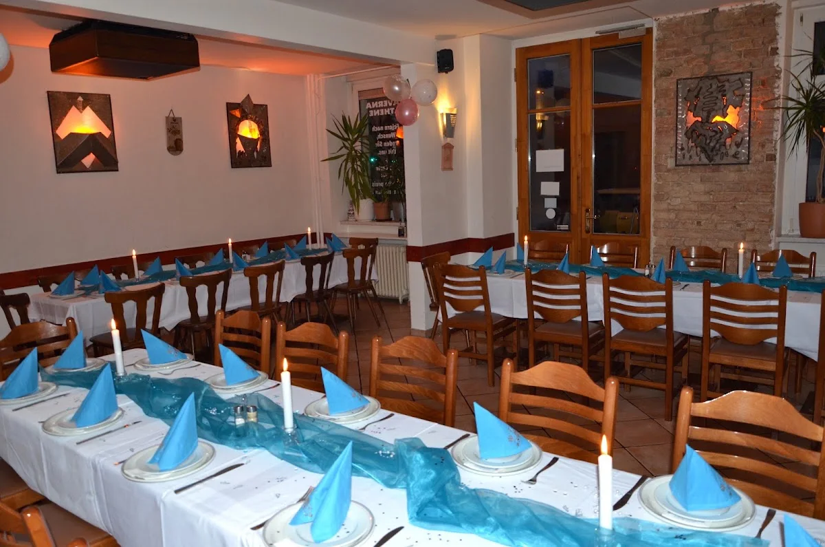 Taverna Athene – Atmosphäre in Berlin