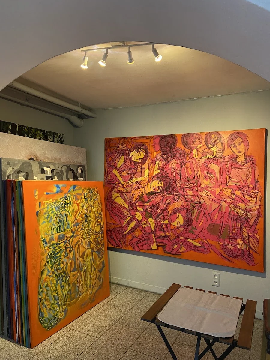 Mojavari Gallery / Galerie Mojavari – Besucherfoto: Marta Holinková in Berlin
