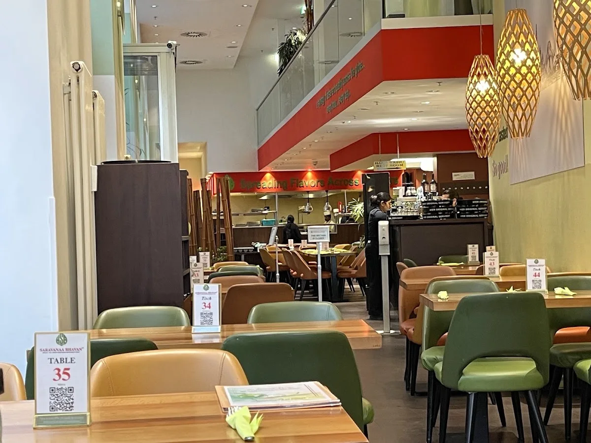 Saravanaa Bhavan – Atmosphäre in Berlin