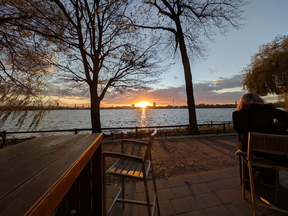 Alsterperle – Alsterufer in Hamburg