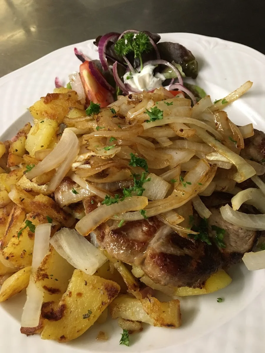 Volkskammer – Essen und Trinken in Berlin