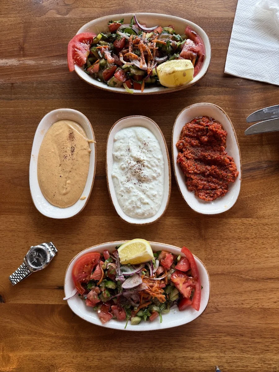 Öz Urfa Kebap Haus – Essen und Trinken in Hamburg