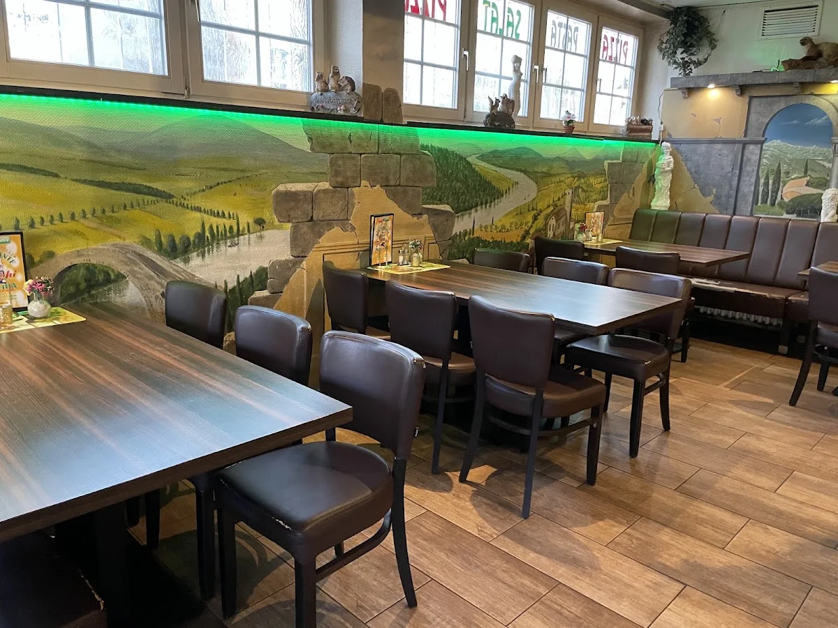 Pizzeria Funghi – Atmosphäre in Dinslaken, Nordrhein-Westfalen