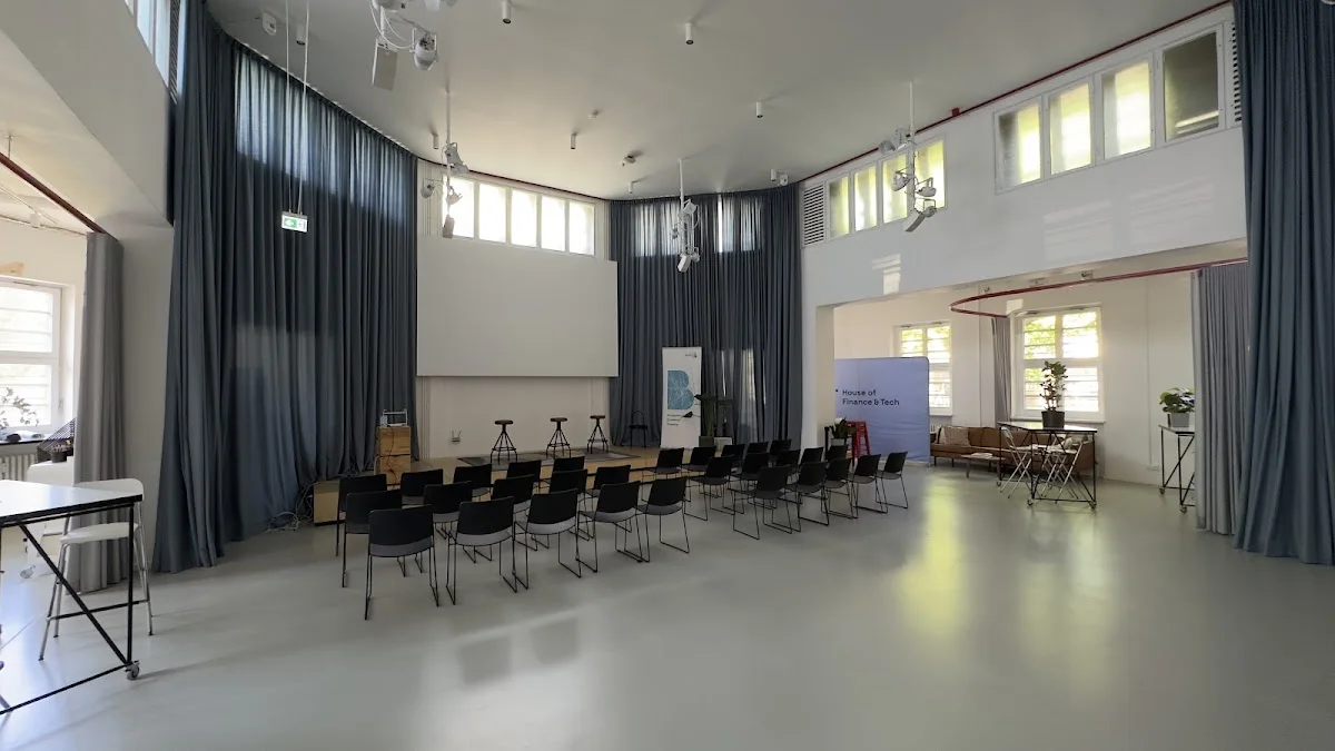 Spielfeld Digital Hub – Besucherfoto: Raphael in Berlin