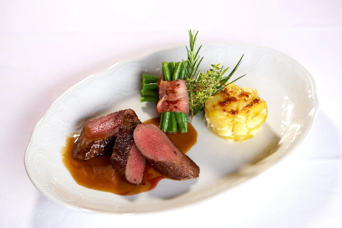 Restaurant Ochsen – Essen und Trinken in Stuttgart, Baden-Württemberg