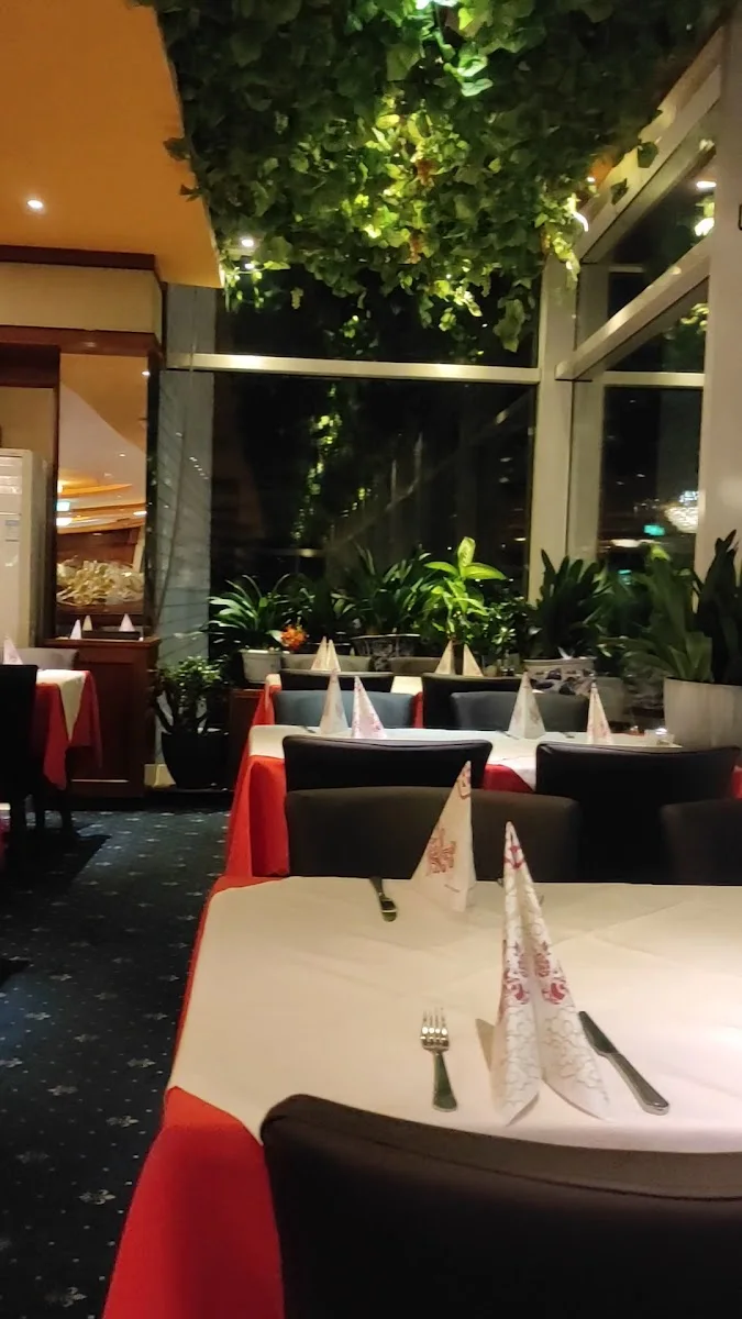 Kaiser Palast – Atmosphäre in Köln, Nordrhein-Westfalen