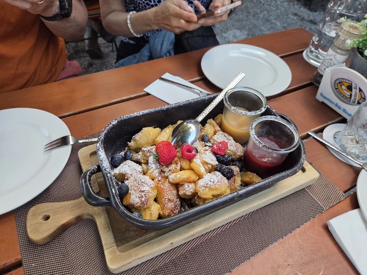 Augustiner Spieglwirt – Kaiserschmarrn in München, Bayern