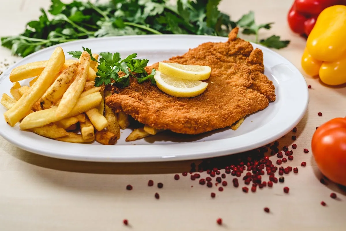 Gilden im Zims “Heimat kölscher Helden” – Essen und Trinken in Köln, Nordrhein-Westfalen