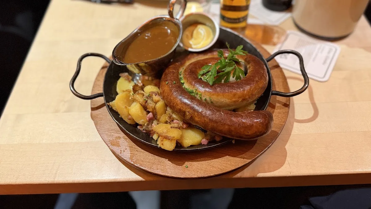 Gilden im Zims “Heimat kölscher Helden” – Bratwurst in Köln, Nordrhein-Westfalen