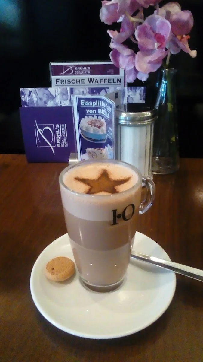 BRÖHLS BACK-& KAFFEE KULTUR – Cortado in Troisdorf, Nordrhein-Westfalen