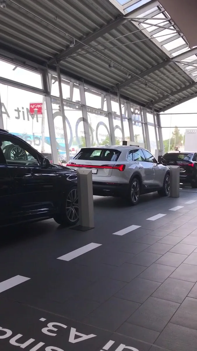 Audi Zentrum Zwickau – Kfz-Ersatzteilgeschäft in Zwickau, Sachsen