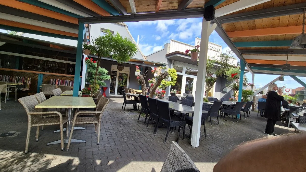 Restaurant Mediterran – Atmosphäre in Rellingen, Schleswig-Holstein