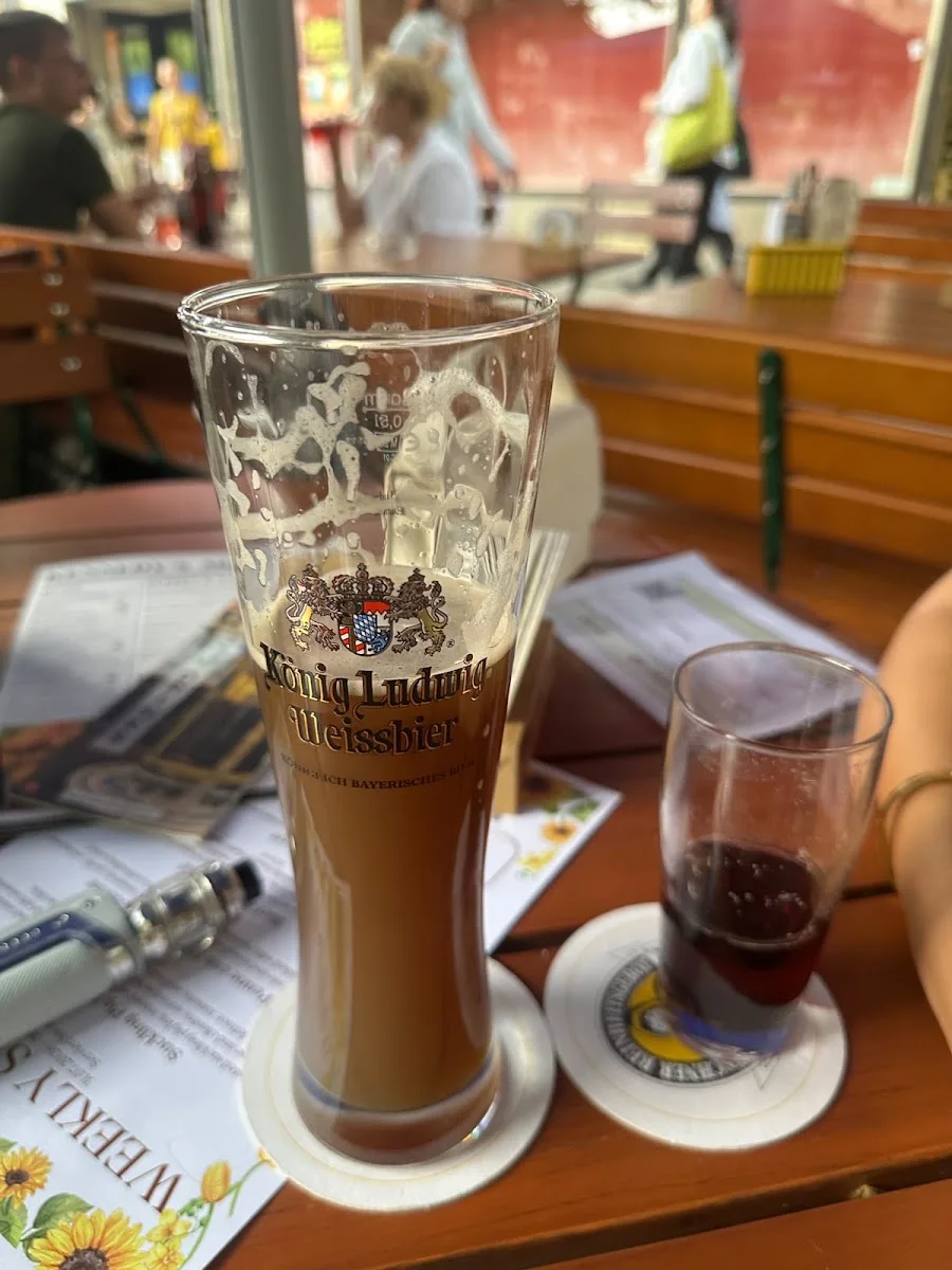 Kennedy's Bar & Restaurant – Bar in München, Bayern