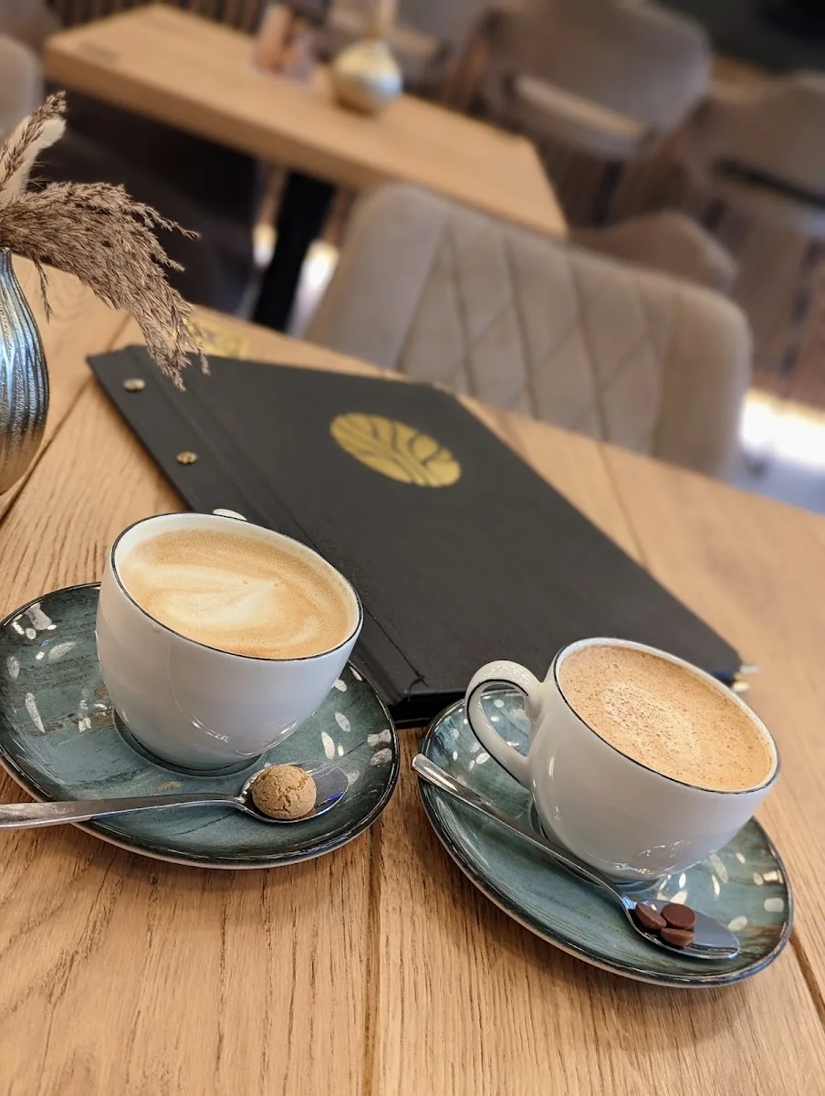 Bricco -The Club Restaurant- – Cappuccino in Köln, Nordrhein-Westfalen
