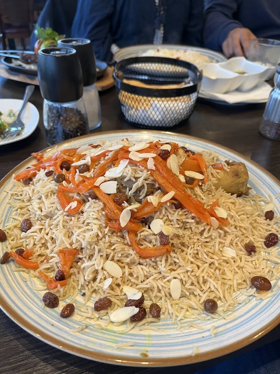 Chopan Kebab (afghanische Küche) – Kabuli Palau in Hamburg