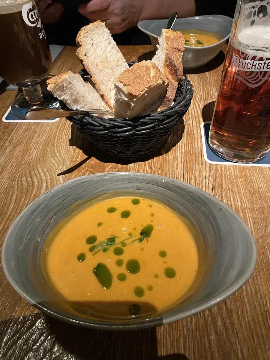 Schifferbörse Restaurant – Kürbissuppe in Hamburg