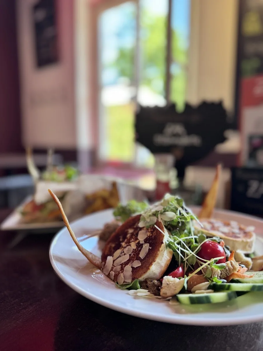 ZAR Gaststätten GmbH – Salat in München, Bayern