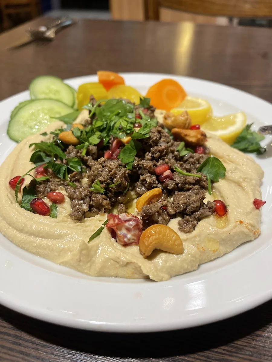 L'Amira Steindamm – Hummus in Hamburg
