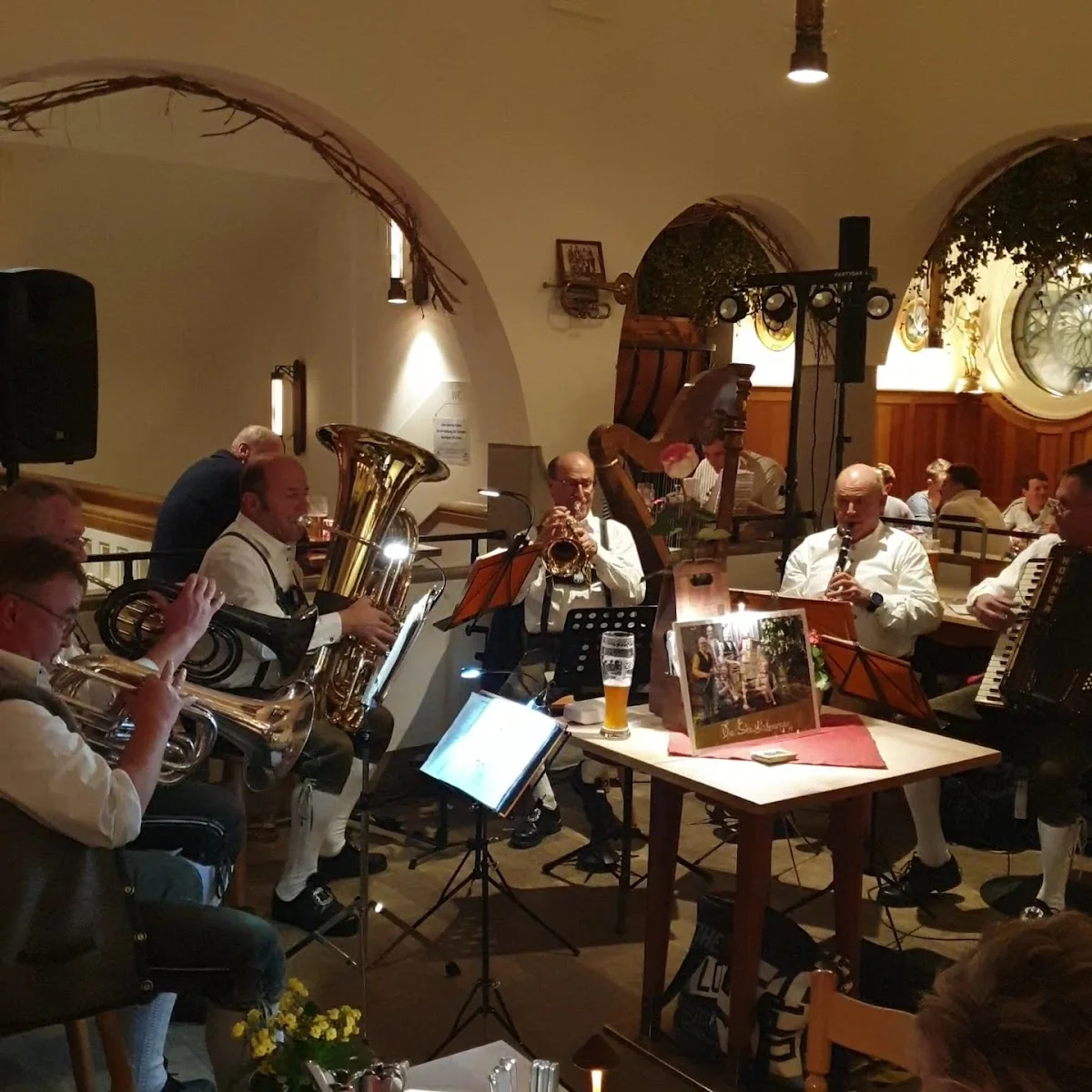 Donisl – Bayerisches Restaurant in München, Bayern