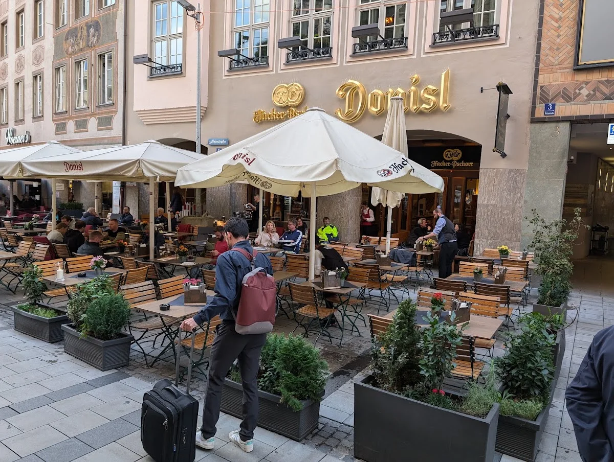 Donisl – Atmosphäre in München, Bayern