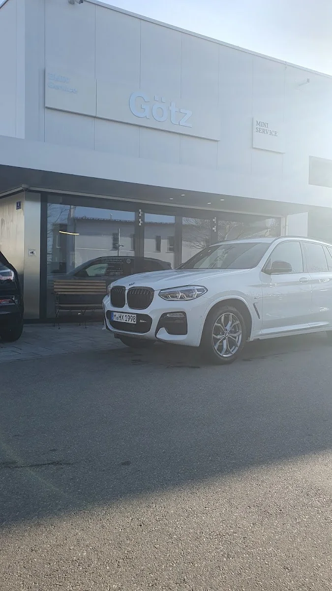 BMW Service Götz Hohenbrunn – Besucherfoto von Hakan Ibram in Hohenbrunn, Bayern