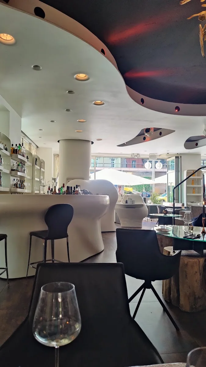 5 Gourmet Restaurant & Wein Bar – Atmosphäre in Stuttgart, Baden-Württemberg