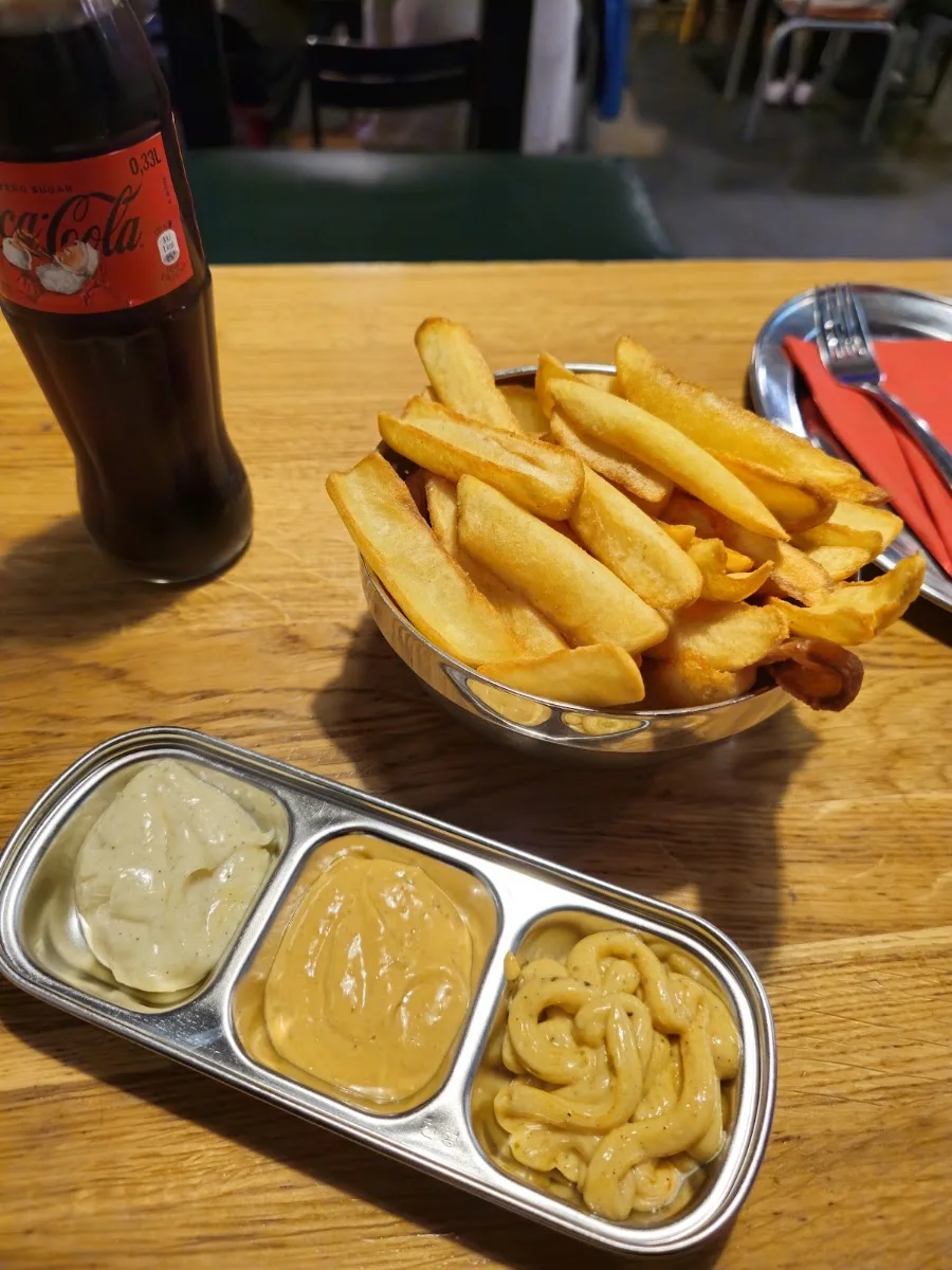 Heroes Premium Burgers – Mayonnaise in Frankfurt am Main, Hessen