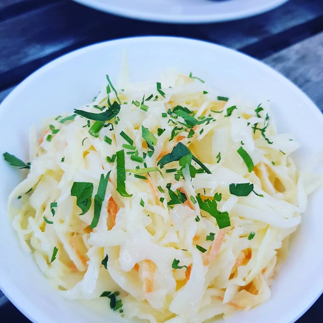 Heroes Premium Burgers – Krautsalat in Frankfurt am Main, Hessen