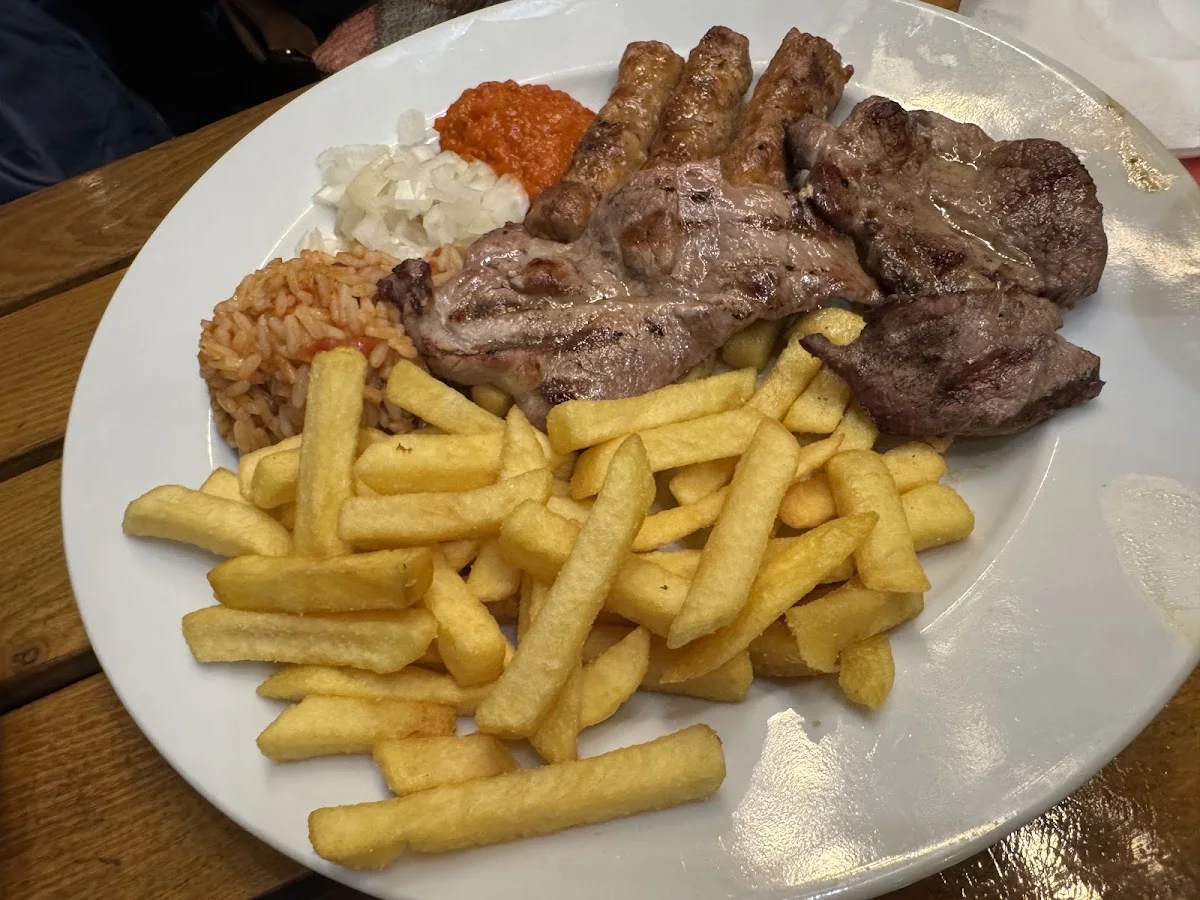 Ham Ham bei Josef | Die Original Schweinshaxe aus Düsseldorf – Churrasco in Düsseldorf, Nordrhein-Westfalen
