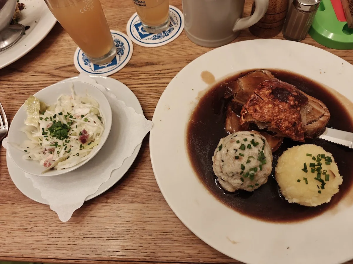 Tattenbach Wirtshaus & Stüberl – Sauerkraut in München, Bayern