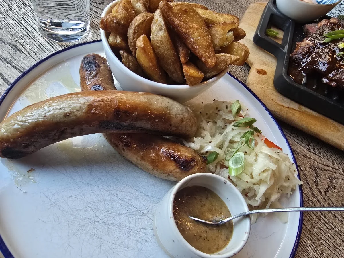 Biermeisterei by Lemke - Brauerei, BBQ, Grill Restaurant – Bratwurst in Berlin