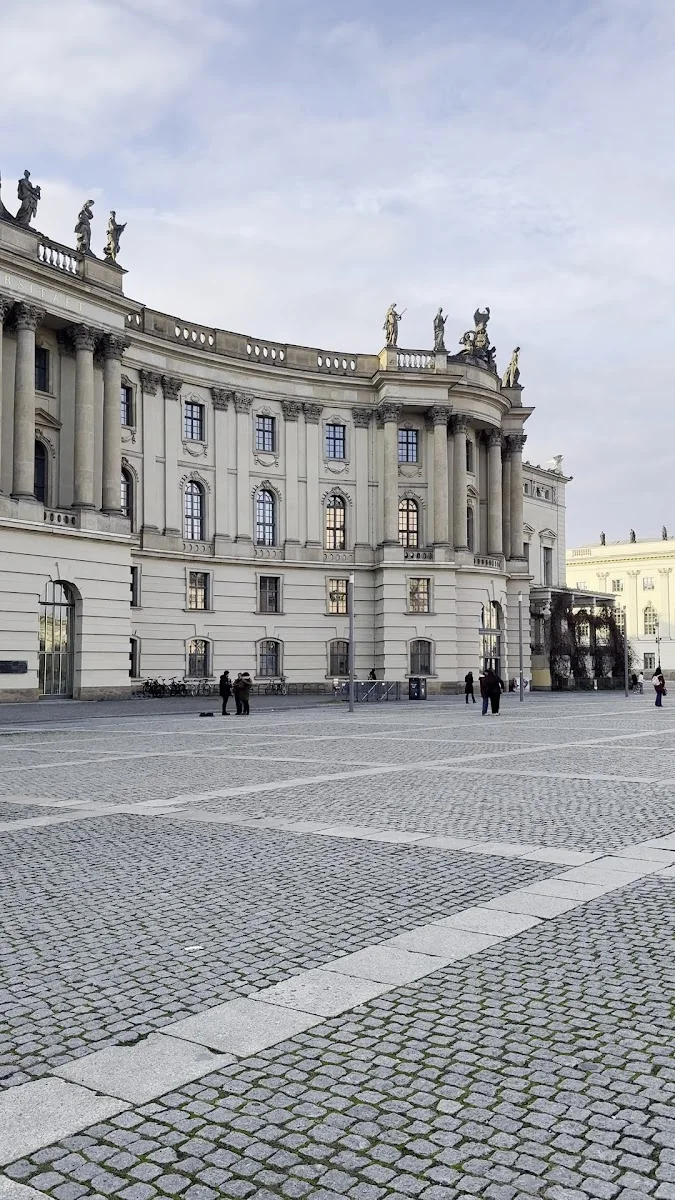 The COOLTOUR by Culture&Touring. Berlin – Touren- und Reiseanbieter in Berlin
