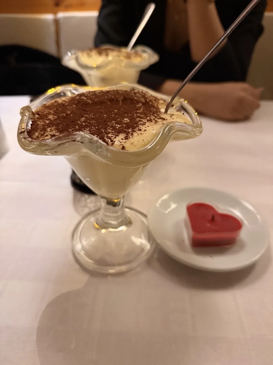Trattoria Bella Italia – Tiramisu in Hamburg