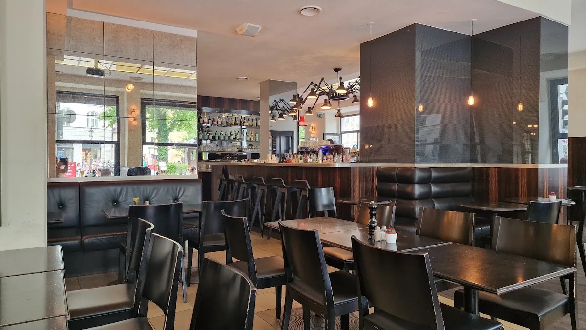 Cafe Wiener Platz – Atmosphäre in München, Bayern