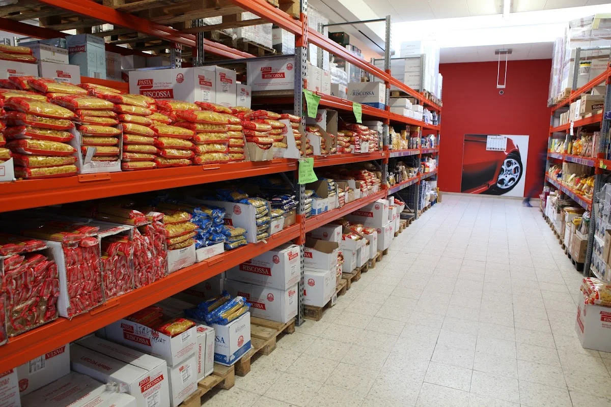Italia Import Perrone GmbH – Innenansichten in Bonn, Nordrhein-Westfalen