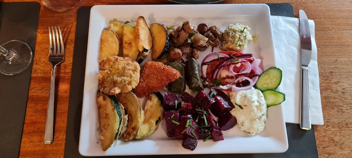 Restaurant Kypros – Essen und Trinken in Hamburg