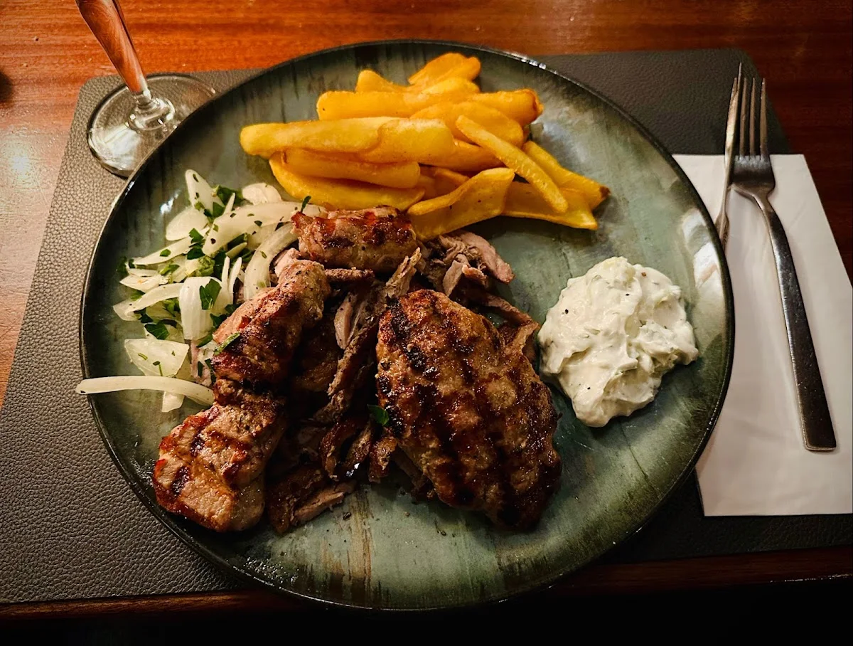 Restaurant Kypros – Souvlaki in Hamburg