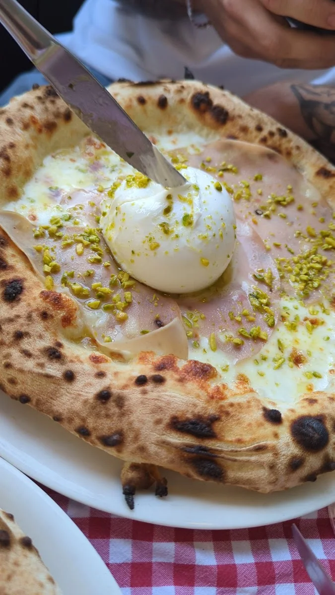 Italo Disco – Pizzeria in Stuttgart, Baden-Württemberg