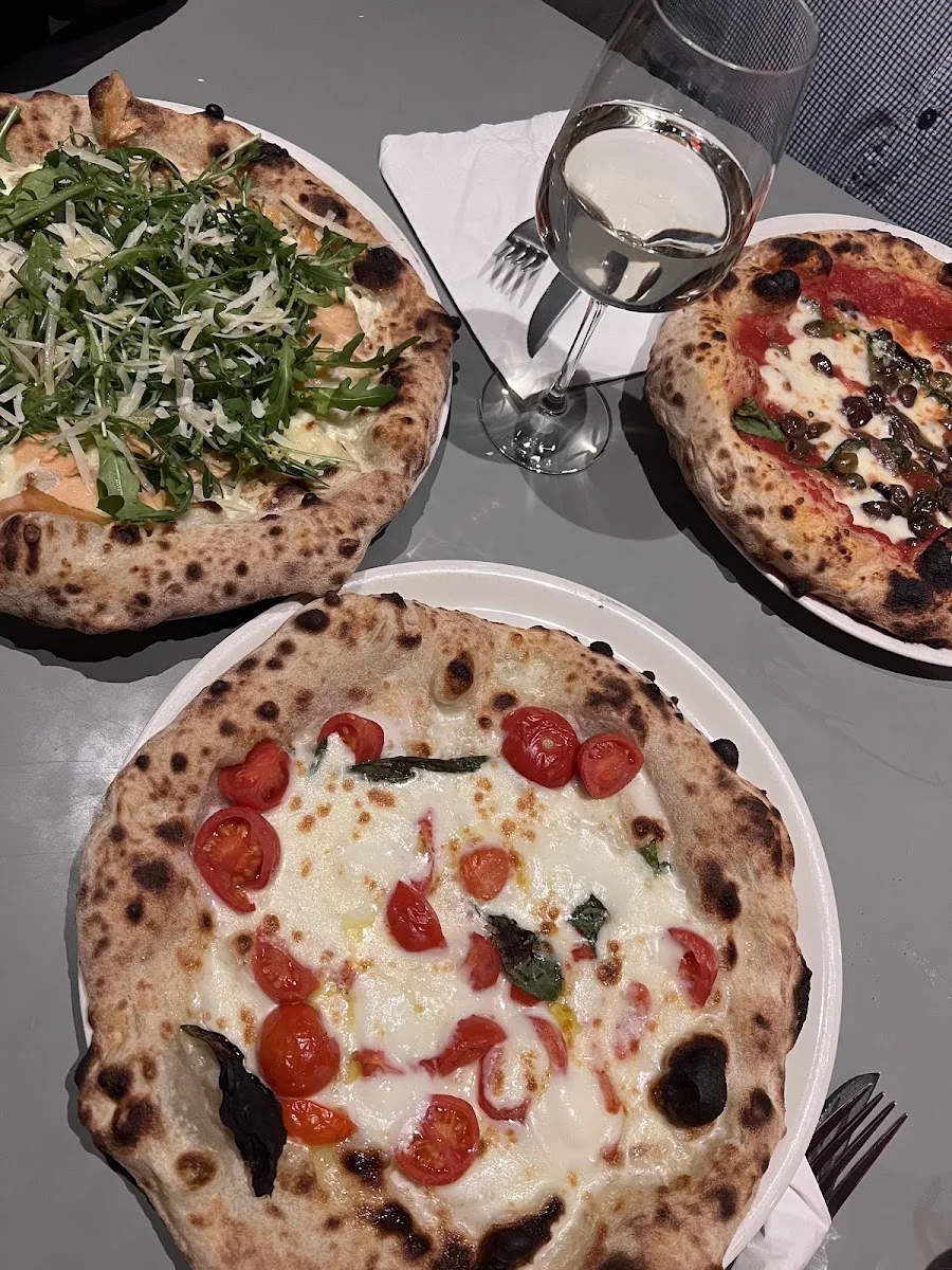 Italo Disco – Essen und Trinken in Stuttgart, Baden-Württemberg