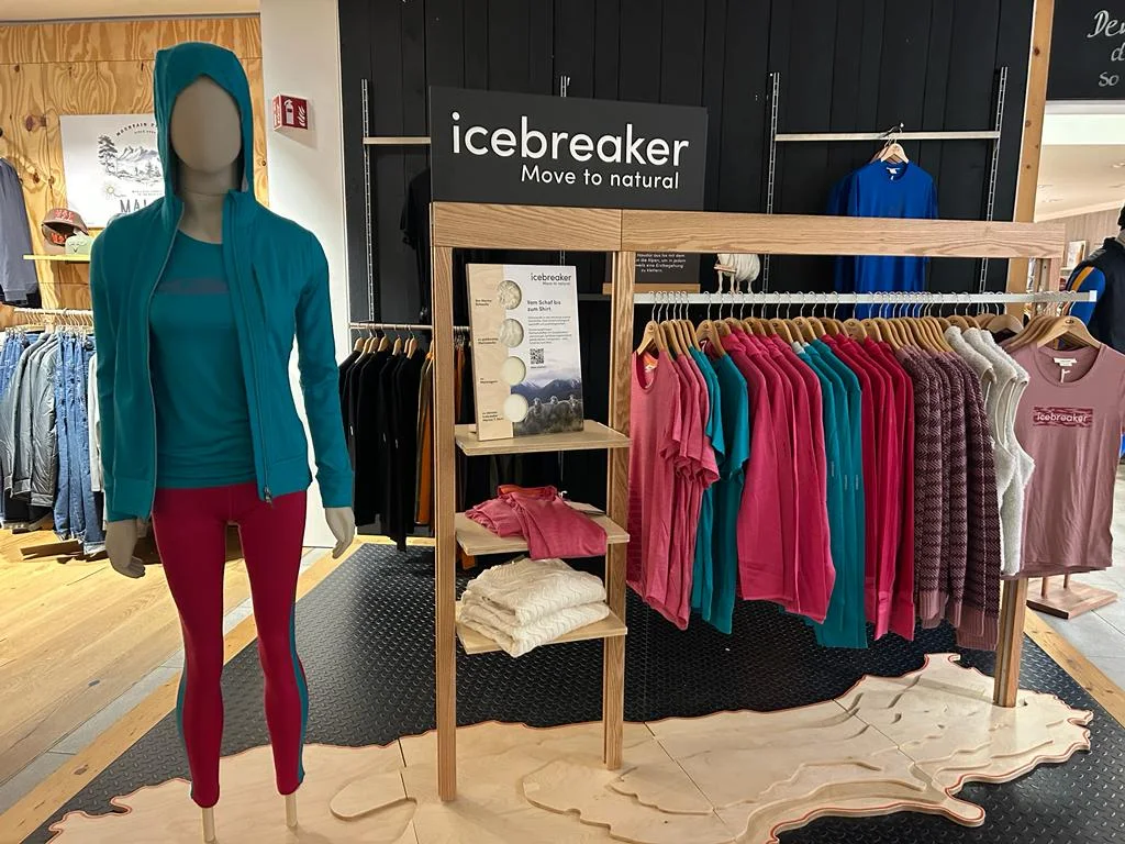 Bergzeit Outdoor – Innenansichten in Gmund am Tegernsee, Bayern